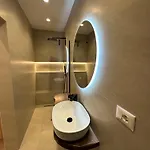 The Doctor's Apartamento