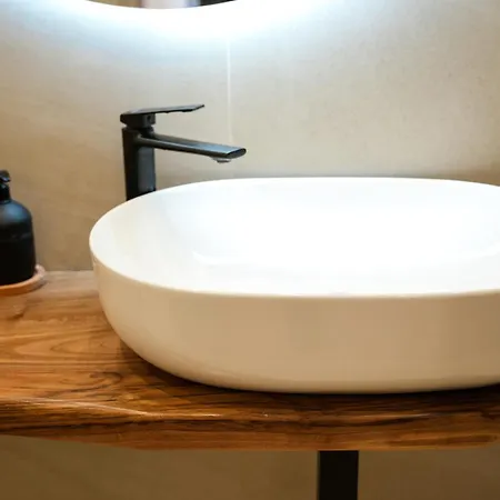 شقة The Doctor's تيرانا