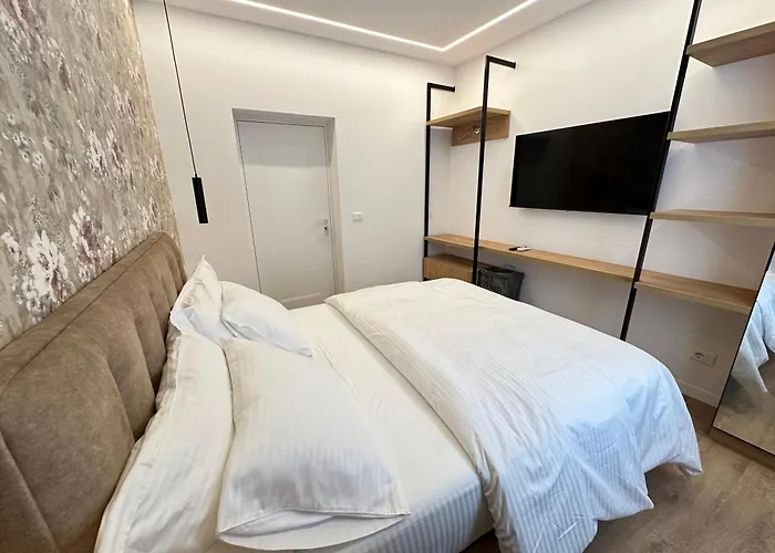 公寓 The Doctor's *