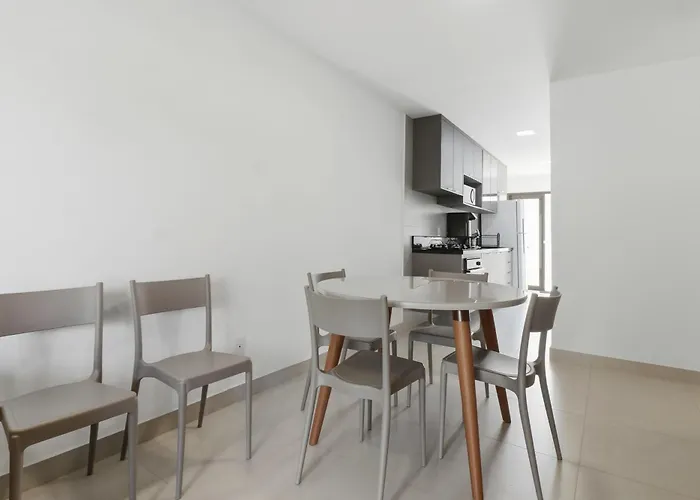 The Doctor's * 地拉那