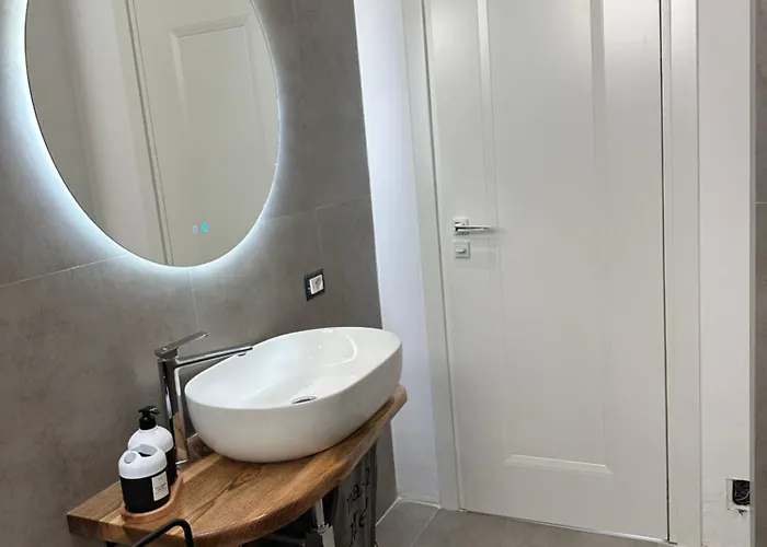 The Doctor's Appartement