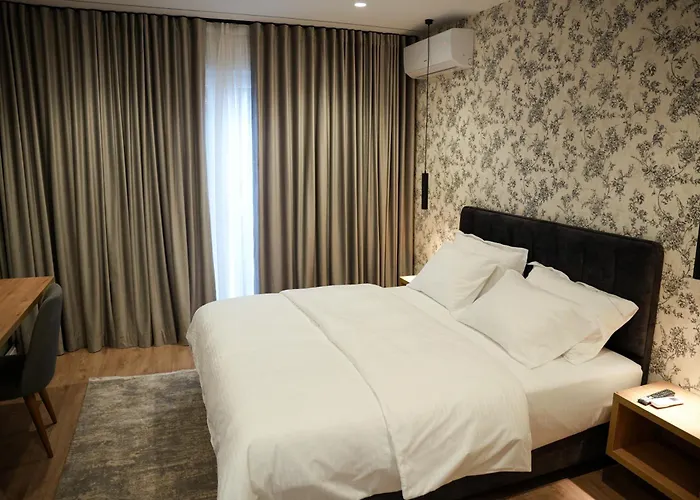 The Doctor's Apartamento *